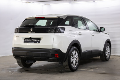 Продажа Peugeot 3008 II Рестайлинг 1.5 AT (130 л.с.) 2021 Белый в Автодом