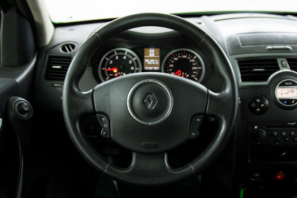 Продажа Renault Megane II Рестайлинг 1.5 MT (105 л.с.) 2009 Зеленый в Автодом