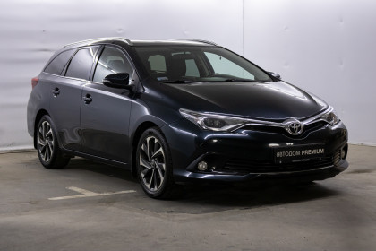 Продажа Toyota Auris II Рестайлинг 1.4 MT (90 л.с.) 2015 Черный в Автодом