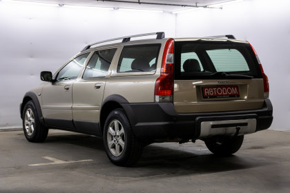 Продажа Volvo XC70 I Рестайлинг 2.5 AT (210 л.с.) 2004 Коричневый в Автодом