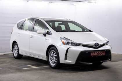 Продажа Toyota Prius v (+) I Рестайлинг (ZVW40/41) 1.8 AT (99 л.с.) 2015 Белый в Автодом