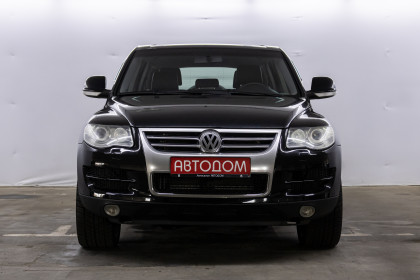 Продажа Volkswagen Touareg I Рестайлинг 3.0 AT (240 л.с.) 2008 Черный в Автодом