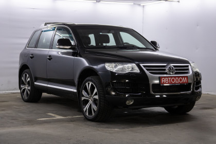 Продажа Volkswagen Touareg I Рестайлинг 3.0 AT (240 л.с.) 2008 Черный в Автодом