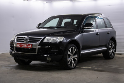 Продажа Volkswagen Touareg I Рестайлинг 3.0 AT (240 л.с.) 2008 Черный в Автодом