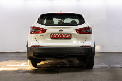 Продажа Nissan Qashqai II 2.0 CVT (144 л.с.) 2019 Белый в Автодом