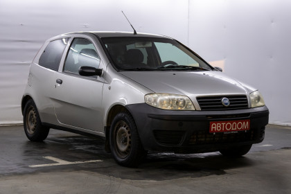 Продажа Fiat Punto II Рестайлинг 1.2 MT (60 л.с.) 2004 Серебристый в Автодом