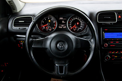 Продажа Volkswagen Golf VI 1.4 MT (122 л.с.) 2011 Черный в Автодом