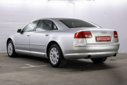 Продажа Audi A8 II (D3) Рестайлинг 3.1 CVT (260 л.с.) 2006 Серебристый в Автодом