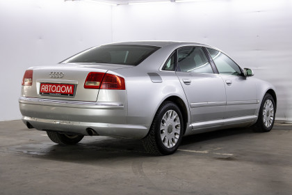 Продажа Audi A8 II (D3) Рестайлинг 3.1 CVT (260 л.с.) 2006 Серебристый в Автодом