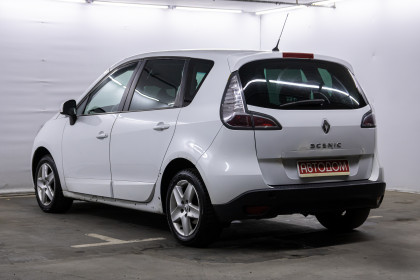 Продажа Renault Scenic III Рестайлинг 1.6 MT (110 л.с.) 2012 Белый в Автодом