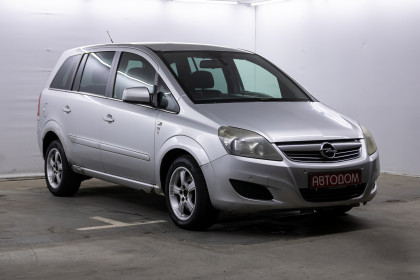 Продажа Opel Zafira B Рестайлинг 1.7 MT (125 л.с.) 2010 Серебристый в Автодом