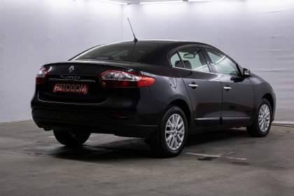 Продажа Renault Fluence I Рестайлинг 2.0 MT (138 л.с.) 2015 Черный в Автодом