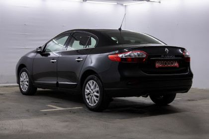 Продажа Renault Fluence I Рестайлинг 2.0 MT (138 л.с.) 2015 Черный в Автодом