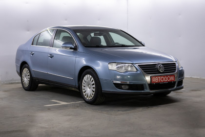 Продажа Volkswagen Passat B6 2.0 AT (150 л.с.) 2005 Синий в Автодом