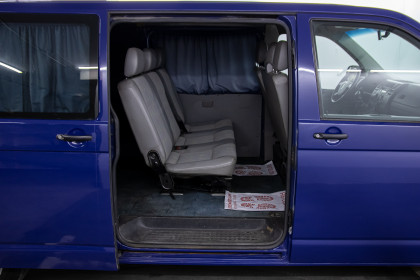 Продажа Volkswagen Transporter T5 2.5 MT (130 л.с.) 2008 Синий в Автодом