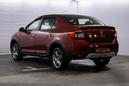 Продажа Renault Logan II Рестайлинг Stepway 1.6 MT (82 л.с.) 2019 Бордовый в Автодом