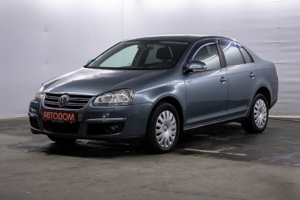 Продажа Volkswagen Jetta V 1.6 MT (102 л.с.) 2008 Серый в Автодом