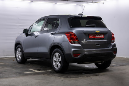 Продажа Chevrolet Trax I Рестайлинг 1.4 AT (140 л.с.) 2019 Серый в Автодом