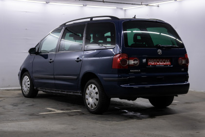 Продажа Volkswagen Sharan I Рестайлинг 2 2.0 MT (140 л.с.) 2006 Синий в Автодом