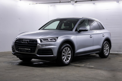 Продажа Audi Q5 II (FY) 2.0 AMT (163 л.с.) 2020 Серебристый в Автодом