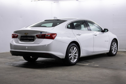 Продажа Chevrolet Malibu IX 1.8 AT (124 л.с.) 2016 Белый в Автодом