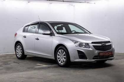 Продажа Chevrolet Cruze I Рестайлинг 1.6 MT (109 л.с.) 2014 Серебристый в Автодом