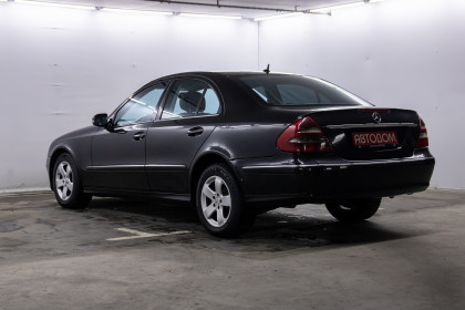 Продажа Mercedes-Benz E-Класс III (W211, S211) Рестайлинг 320 3.0 AT (224 л.с.) 2007 Черный в Автодом