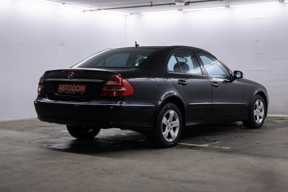 Продажа Mercedes-Benz E-Класс III (W211, S211) Рестайлинг 320 3.0 AT (224 л.с.) 2007 Черный в Автодом