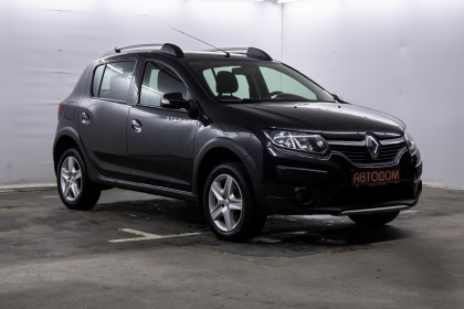 Продажа Renault Sandero II Stepway 1.6 MT (82 л.с.) 2017 Черный в Автодом