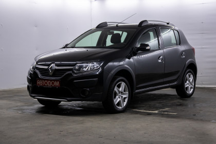 Продажа Renault Sandero II Stepway 1.6 MT (82 л.с.) 2017 Черный в Автодом