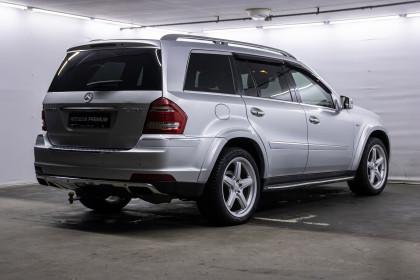 Продажа Mercedes-Benz GL-Класс I (X164) Рестайлинг 350 CDI BlueEfficiency 3.0 AT (211 л.с.) 2010 Серебристый в Автодом