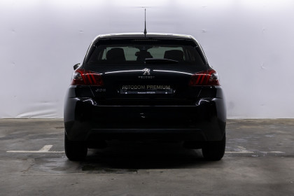 Продажа Peugeot 308 II Рестайлинг 1.5 MT (131 л.с.) 2019 Черный в Автодом