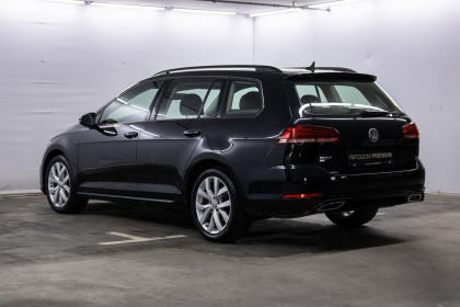 Продажа Volkswagen Golf VII Рестайлинг SportWagen 1.4 AT (147 л.с.) 2019 Черный в Автодом