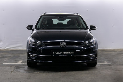 Продажа Volkswagen Golf VII Рестайлинг SportWagen 1.4 AT (147 л.с.) 2019 Черный в Автодом