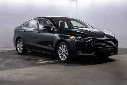 Продажа Ford Fusion (North America) II Рестайлинг 2.0 CVT (190 л.с.) 2018 Черный в Автодом