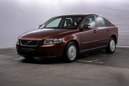 Продажа Volvo S40 II Рестайлинг 1.6 MT (100 л.с.) 2008 Бордовый в Автодом