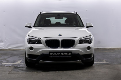 Продажа BMW X1 I (E84) Рестайлинг 20i 2.0 AT (184 л.с.) 2014 Белый в Автодом