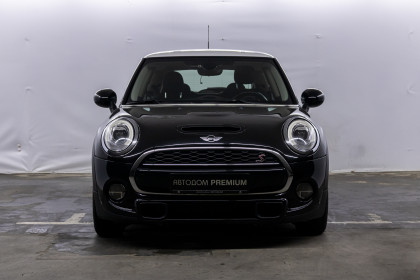 Продажа Mini Hatch III (F55/F56) Cooper S 2.0 AT (192 л.с.) 2015 Черный в Автодом