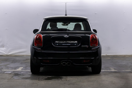 Продажа Mini Hatch III (F55/F56) Cooper S 2.0 AT (192 л.с.) 2015 Черный в Автодом