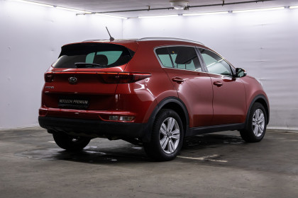 Продажа Kia Sportage IV 2.0 AT (150 л.с.) 2018 Красный в Автодом