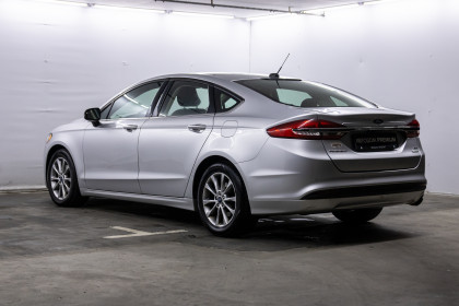 Продажа Ford Fusion (North America) II Рестайлинг 1.5 AT (184 л.с.) 2016 Серебристый в Автодом