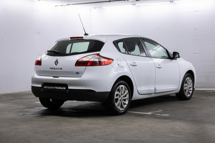 Продажа Renault Megane III Рестайлинг 1.5 MT (90 л.с.) 2013 Белый в Автодом