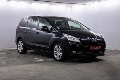 Продажа Peugeot 5008 I 1.6 AMT (115 л.с.) 2013 Черный в Автодом