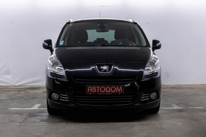 Продажа Peugeot 5008 I 1.6 AMT (115 л.с.) 2013 Черный в Автодом