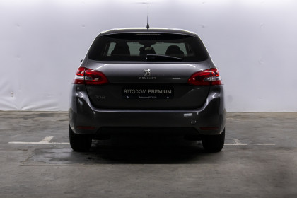 Продажа Peugeot 308 II Рестайлинг 1.5 MT (131 л.с.) 2020 Серый в Автодом