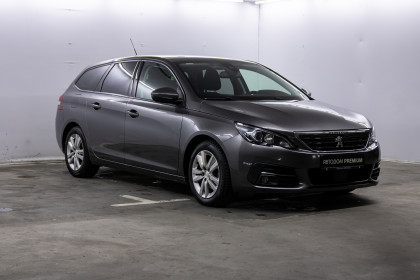 Продажа Peugeot 308 II Рестайлинг 1.5 MT (131 л.с.) 2020 Серый в Автодом