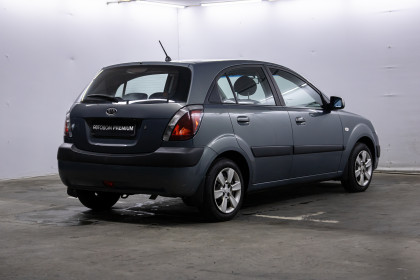 Продажа Kia Rio II 1.4 MT (97 л.с.) 2006 Серый в Автодом