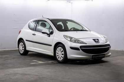 Продажа Peugeot 207 I 1.4 MT (70 л.с.) 2007 Белый в Автодом