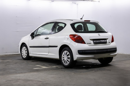 Продажа Peugeot 207 I 1.4 MT (70 л.с.) 2007 Белый в Автодом