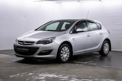 Продажа Opel Astra J Рестайлинг 1.6 AT (115 л.с.) 2014 Серебристый в Автодом